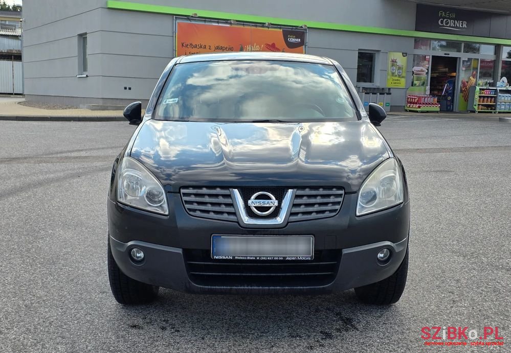 2010' Nissan Qashqai 2.0 4X4 Tekna Cvt photo #2