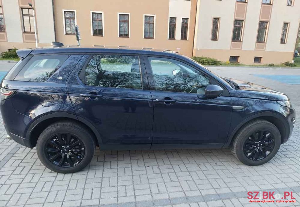 2017' Land Rover Discovery Sport D180 Se photo #3