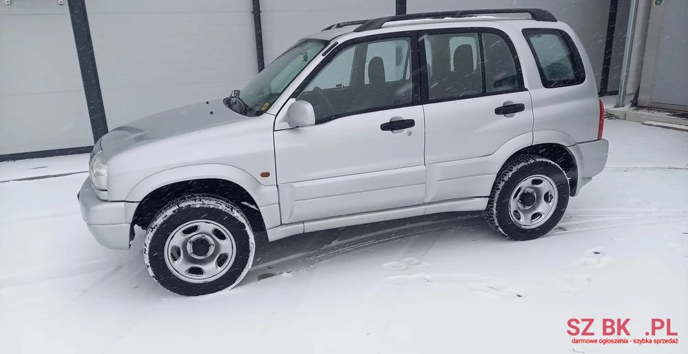 2004' Suzuki Grand Vitara photo #5