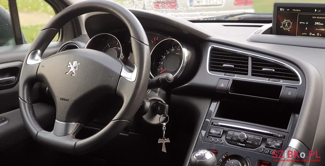 2016' Peugeot 3008 photo #1