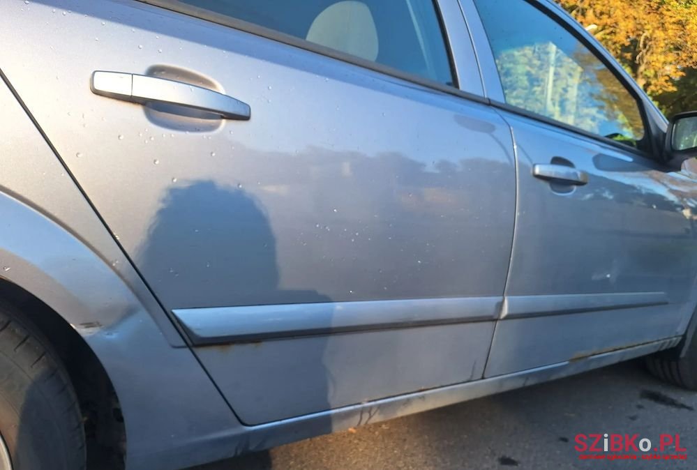 2008' Opel Astra photo #6