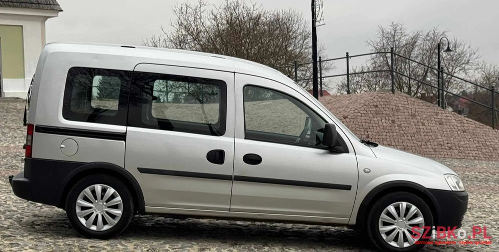 2008' Opel Combo Tour 1.6 Cng Essentia photo #6