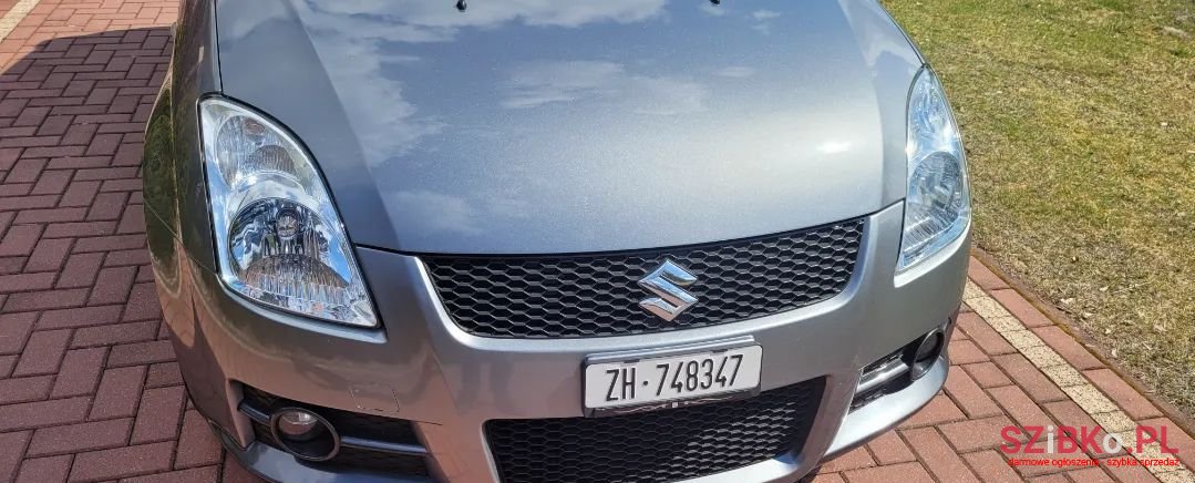 2010' Suzuki Swift Sport photo #3