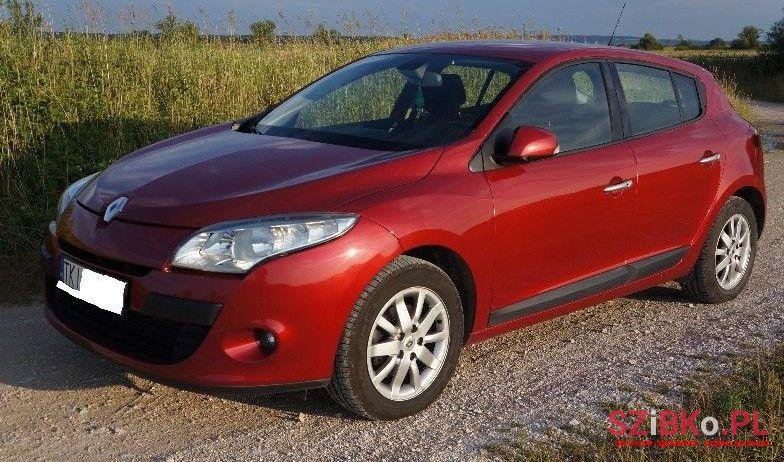 2009' Renault Megane photo #1