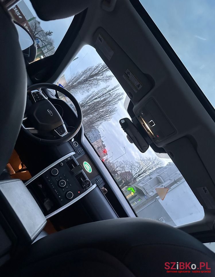 2016' Land Rover Discovery Sport 2.0 Si4 Hse photo #5