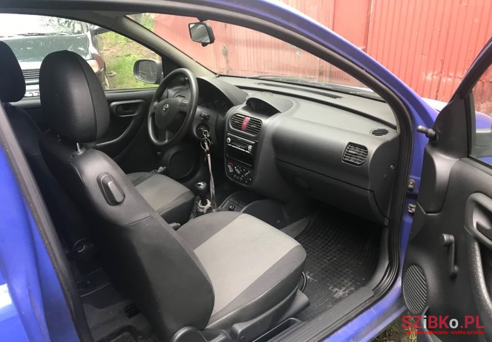 2005' Opel Corsa photo #6