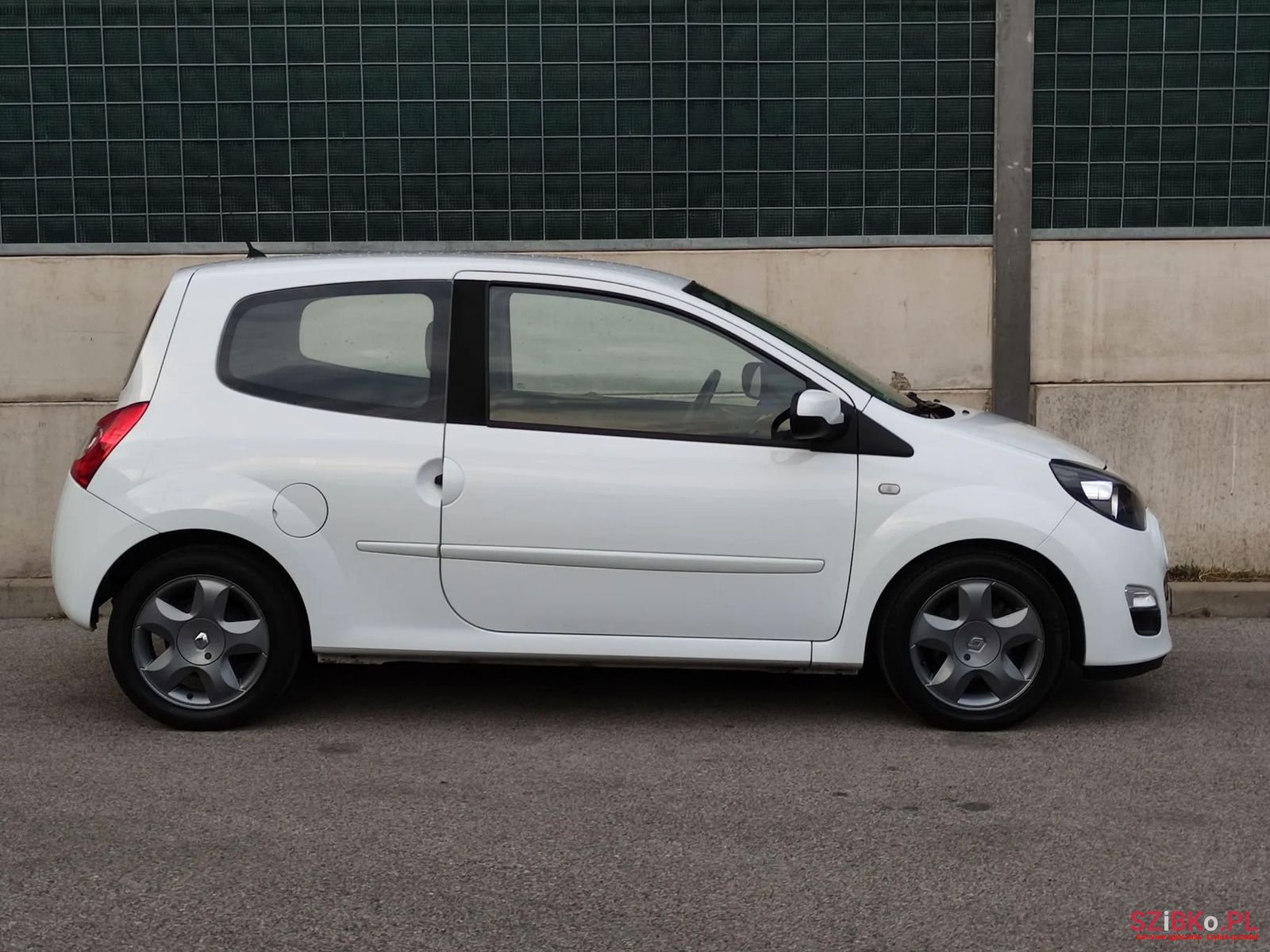 2014' Renault Twingo photo #6