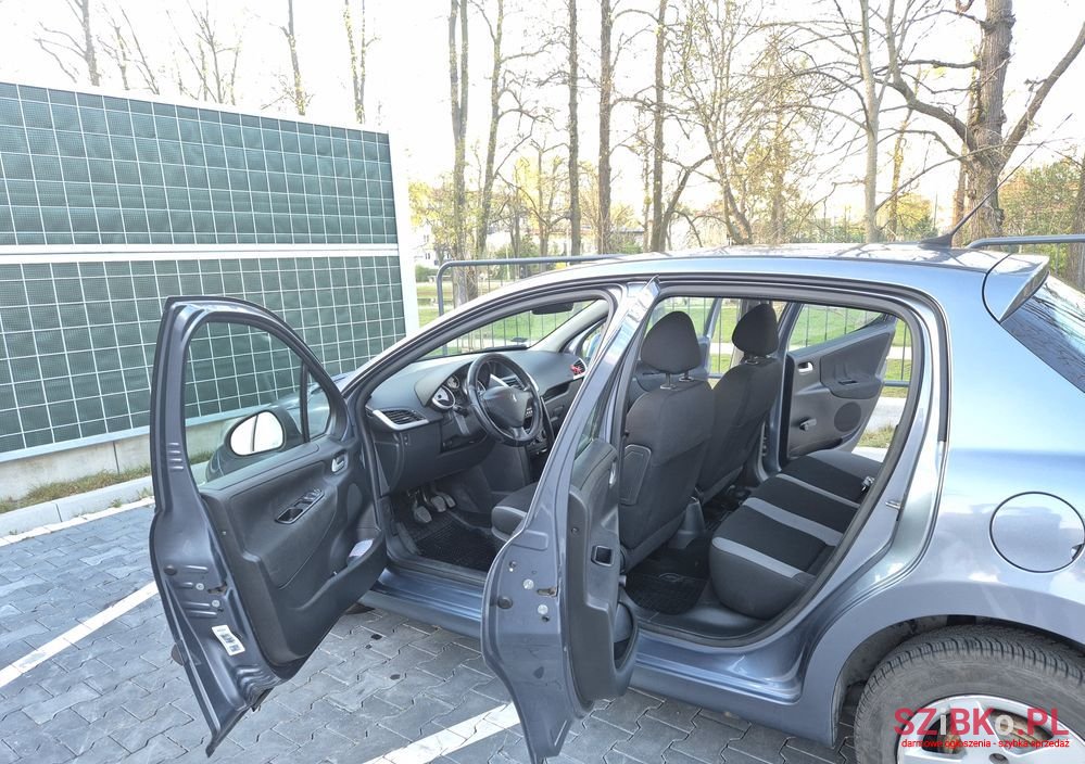 2008' Peugeot 207 1.4 Trendy photo #6