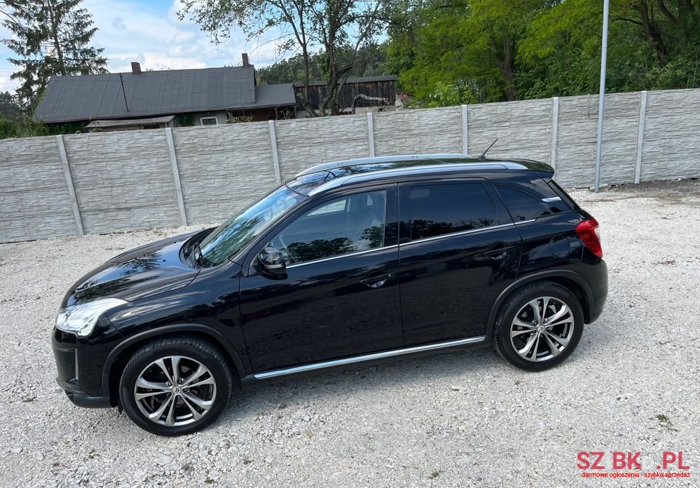 2013' Citroen C4 Aircross photo #6