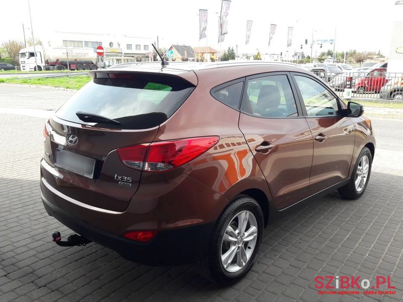 2013' Hyundai ix35 photo #2