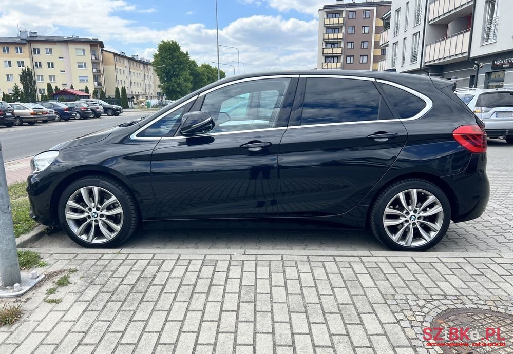 2014' BMW 2 Series 218D Sport Line Sport photo #3