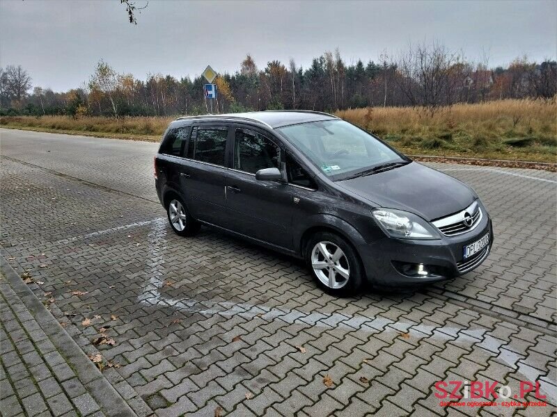 2009' Opel Zafira photo #6