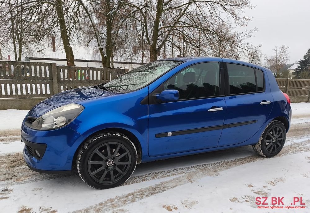 2007' Renault Clio photo #4