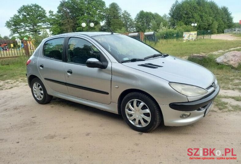 2006' Peugeot 206 photo #2