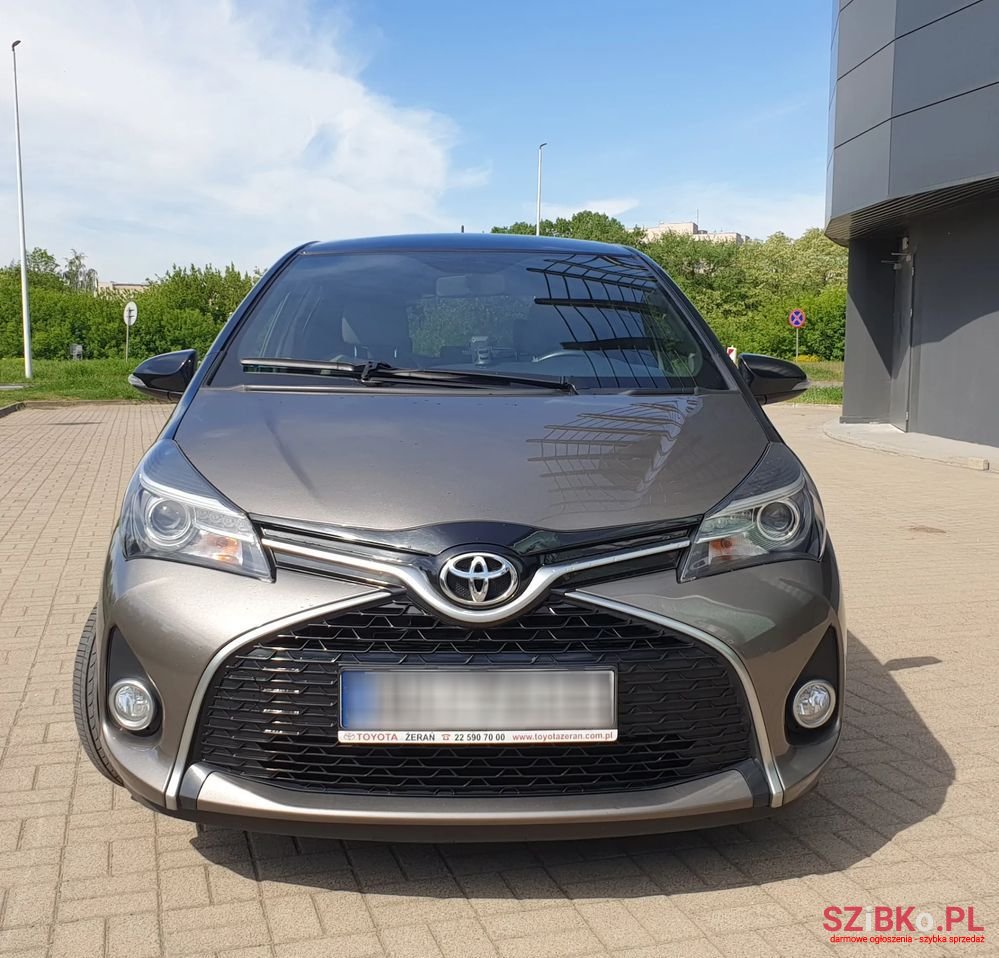 2016' Toyota Yaris 1.33 Selection Platinum photo #2