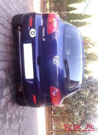 2005' Mazda 3 photo #1