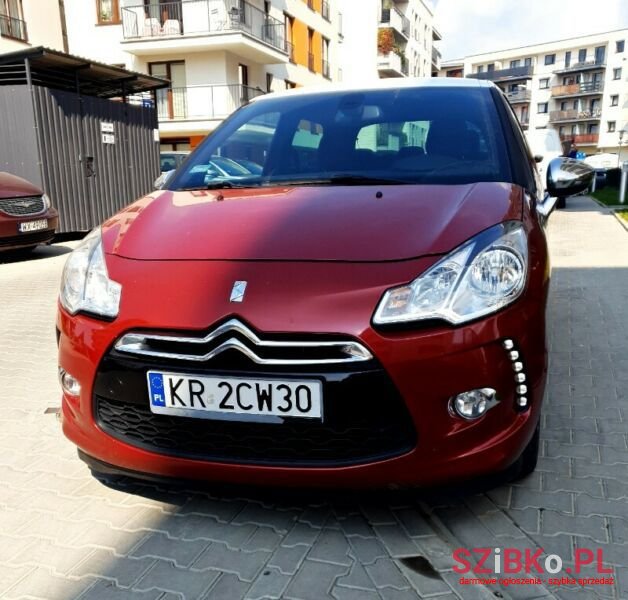 2011' Citroen DS3 photo #1