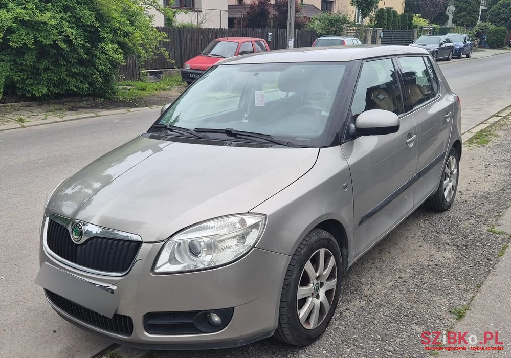 2008' Skoda Fabia 1.4 16V Comfort photo #3