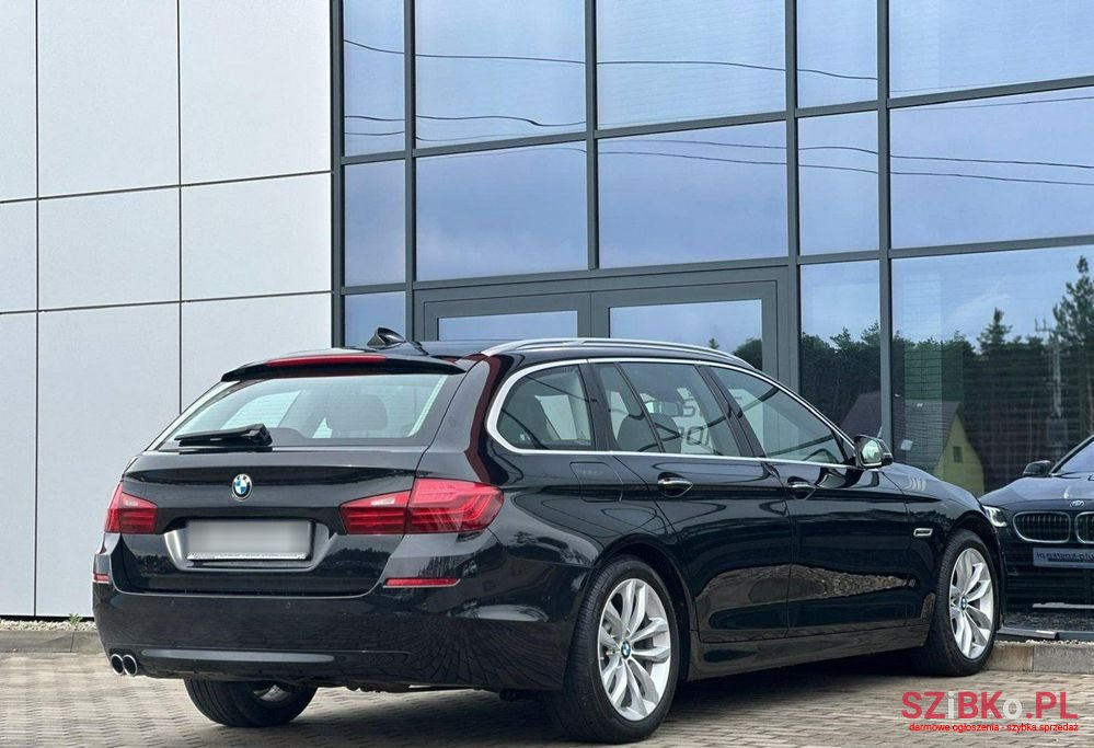 2017' BMW 5 Series 525D Xdrive photo #4