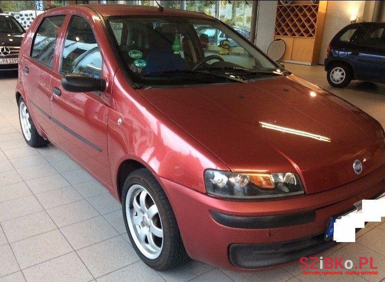 2001' Fiat Punto photo #2