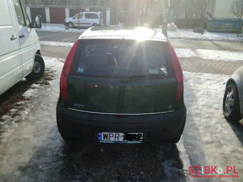 2000' Fiat Punto photo #2