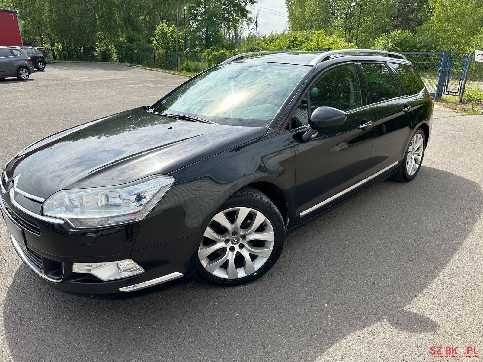 2010' Citroen C5 photo #2