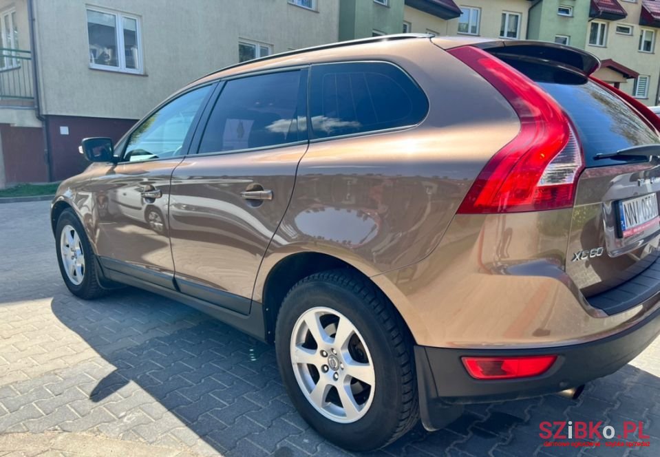 2010' Volvo Xc 60 photo #2