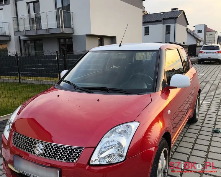 2007' Suzuki Swift 1.3 Club photo #1