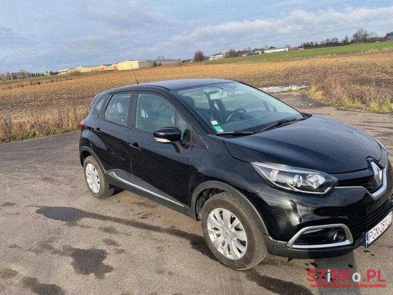 2015' Renault Captur photo #2