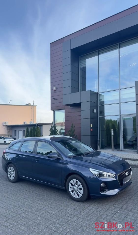 2017' Hyundai i30 photo #3