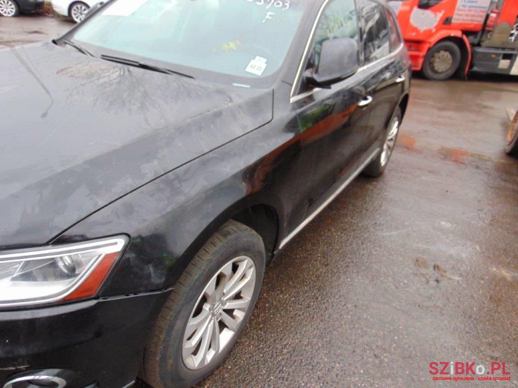 2016' Audi Q5 Premium Plus photo #3