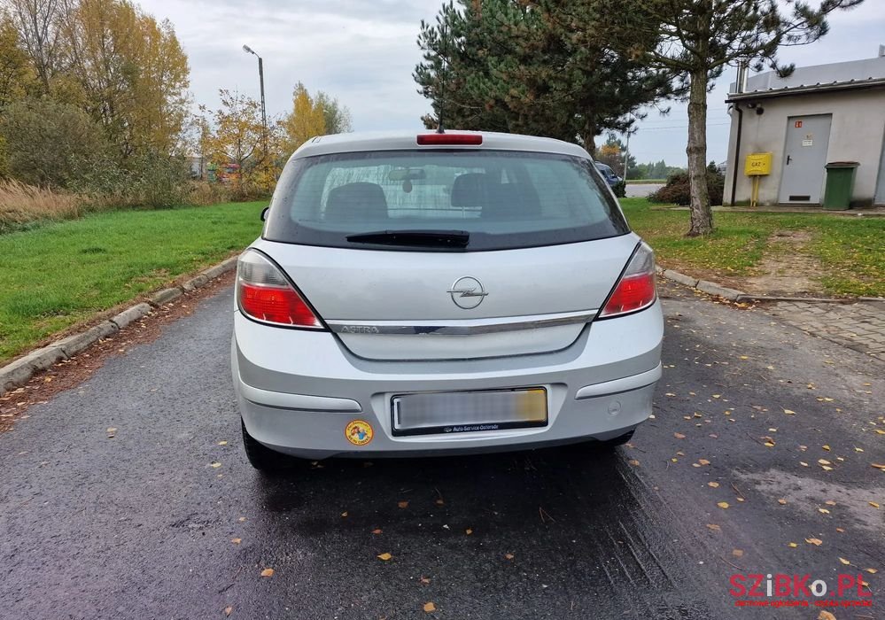 2009' Opel Astra 1.4 Edition photo #5