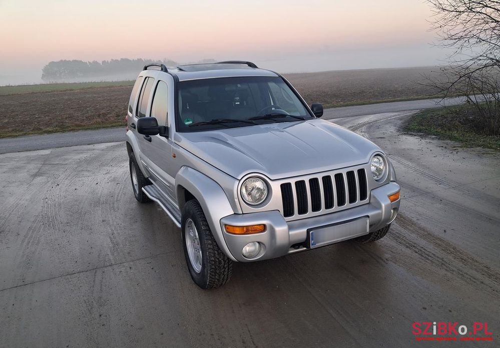 2002' Jeep Cherokee 3.7 Limited photo #4