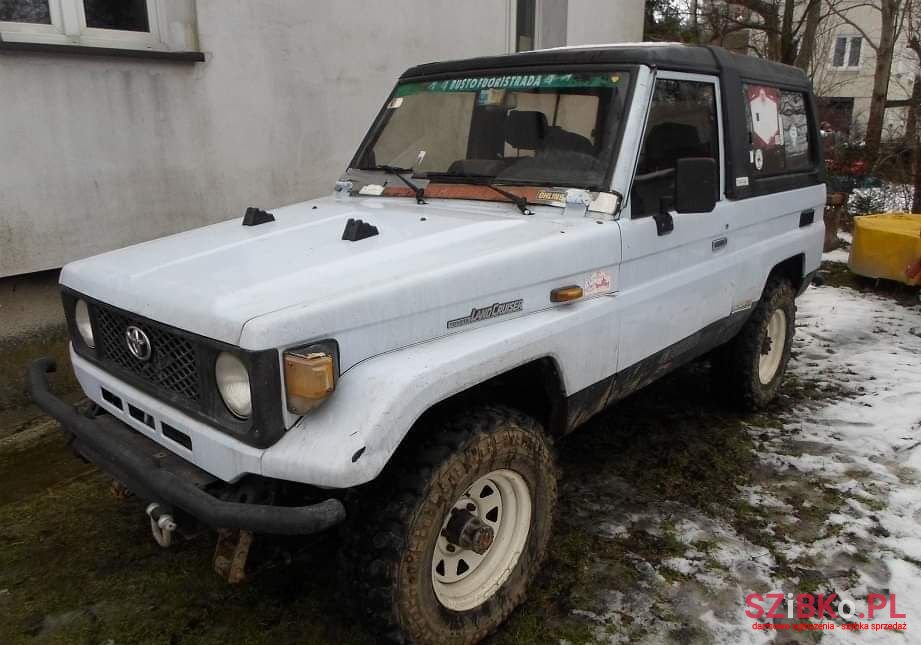 1988' Toyota Land Cruiser photo #3
