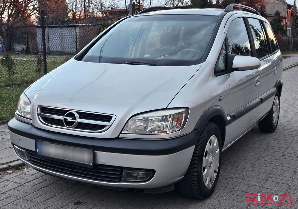2004' Opel Zafira 1.8 16V Comfort photo #3
