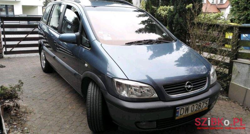 2000' Opel Zafira photo #1