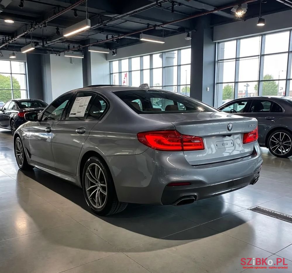 2017' BMW 5 Series 530I M Sport Sport photo #3