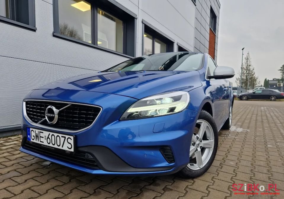 2018' Volvo V40 photo #1