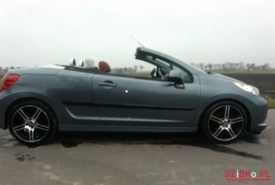2008' Peugeot 207 Sport photo #4