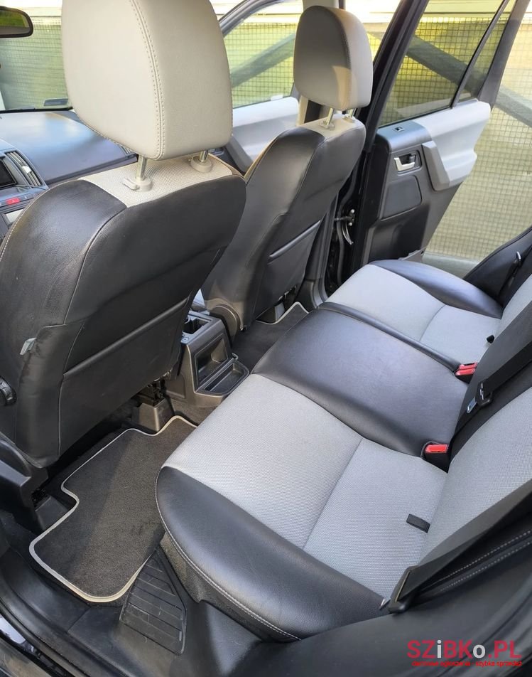 2010' Land Rover Freelander photo #6