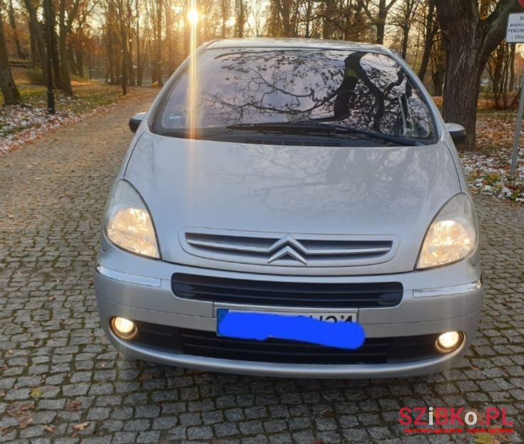 2005' Citroen Xsara Picasso photo #5