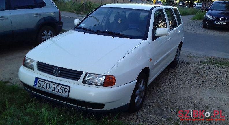 1999' Volkswagen Polo photo #1