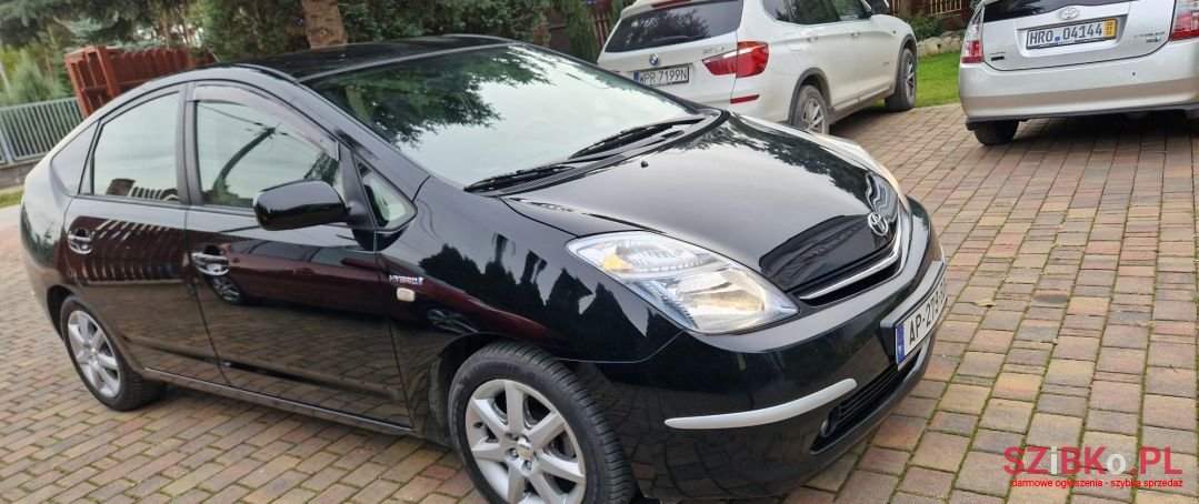 2008' Toyota Prius photo #2