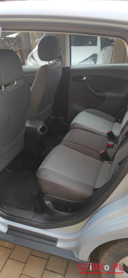 2006' SEAT Toledo photo #6