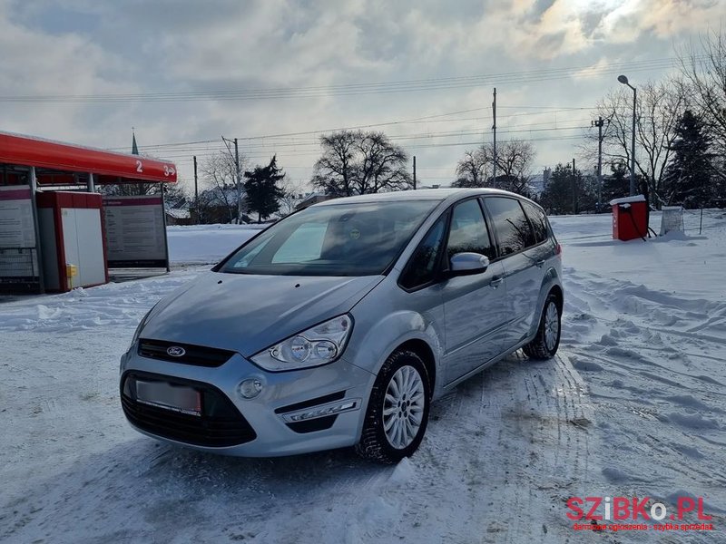 2014' Ford S-Max photo #2