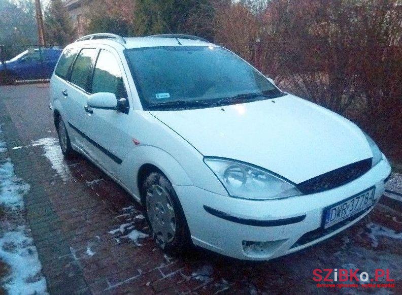 2002' Ford Focus photo #1