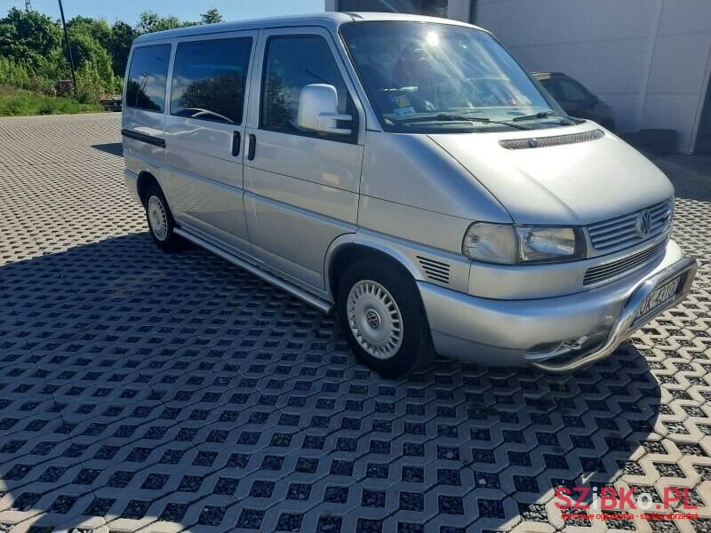 2000' Volkswagen Multivan photo #1