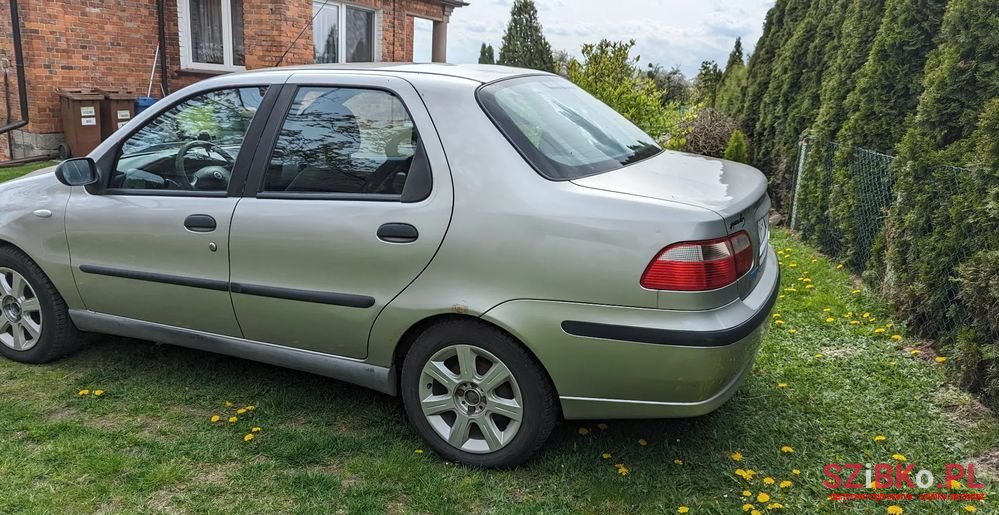 2002' Fiat Albea photo #6
