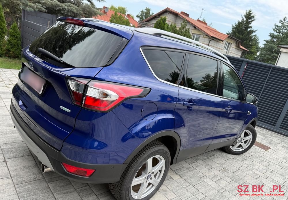2017' Ford Kuga photo #3