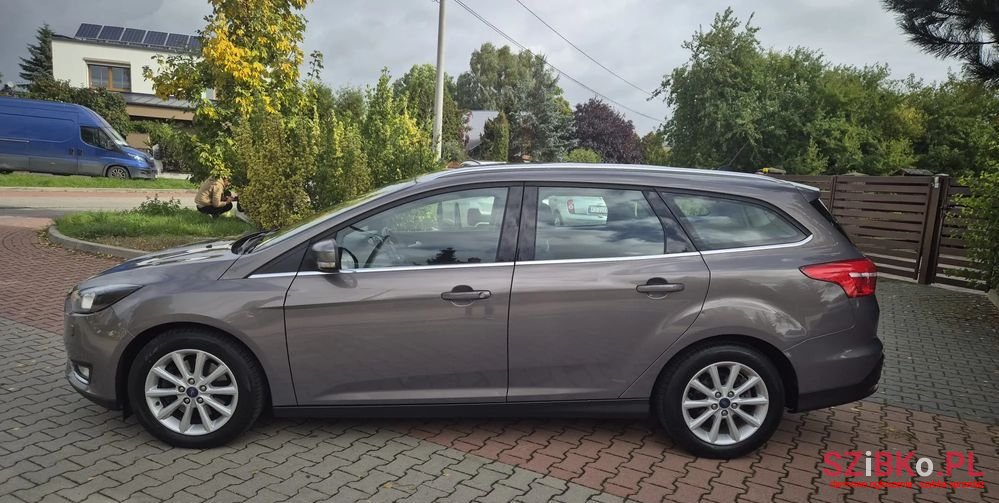 2016' Ford Focus photo #3